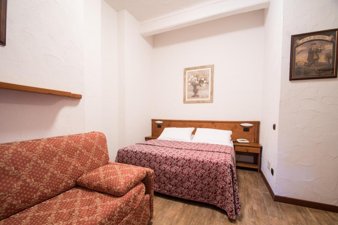 Limone Palace Aparthotel Limone Piemonte Bagian luar foto