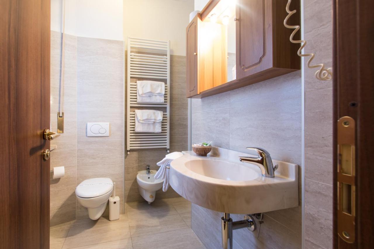 Limone Palace Aparthotel Limone Piemonte Bagian luar foto