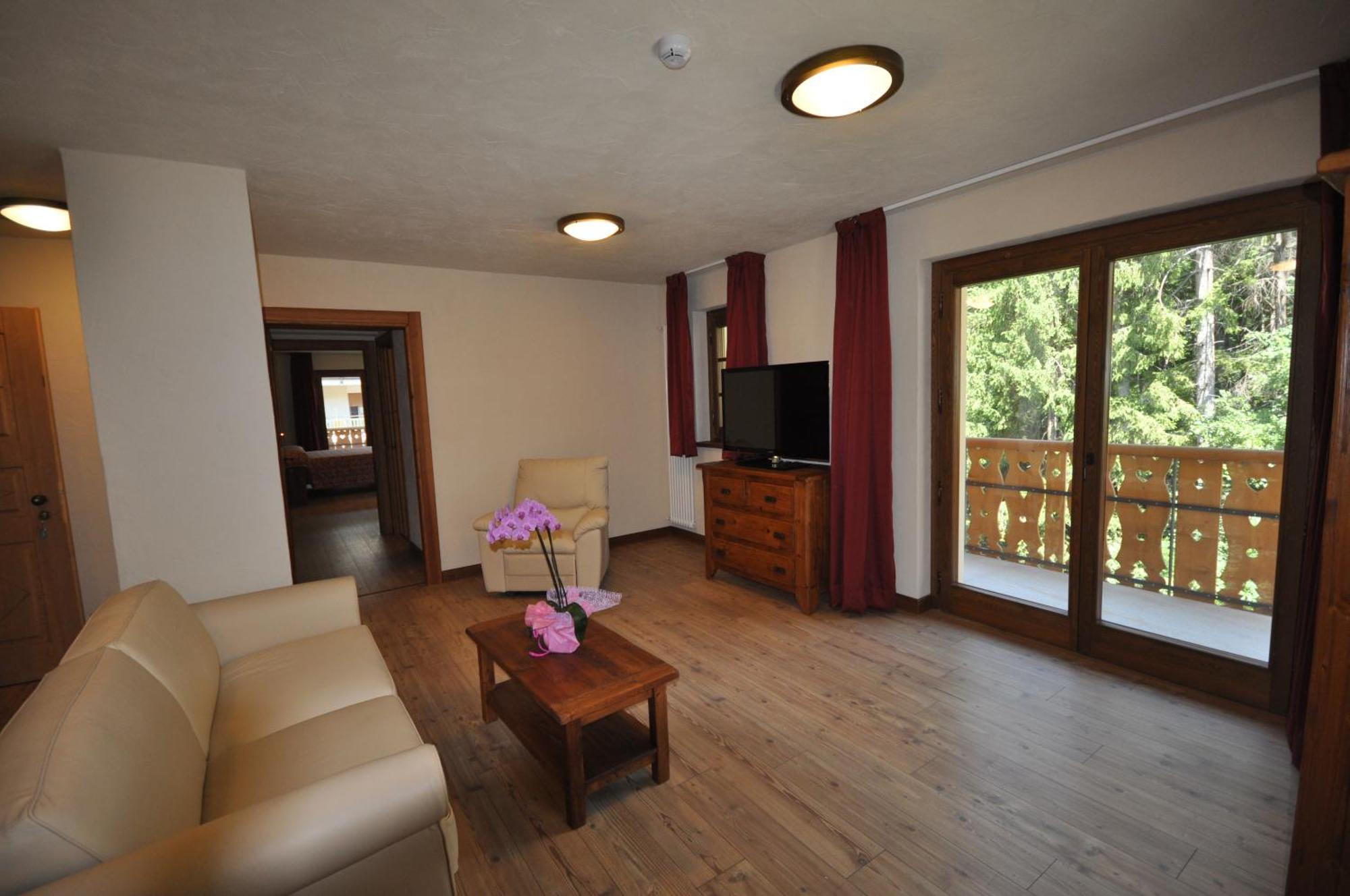 Limone Palace Aparthotel Limone Piemonte Bagian luar foto