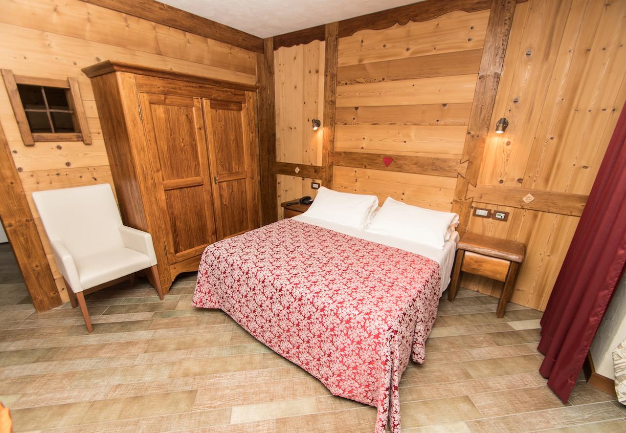 Limone Palace Aparthotel Limone Piemonte Bagian luar foto