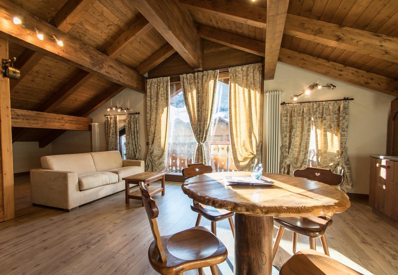 Limone Palace Aparthotel Limone Piemonte Bagian luar foto