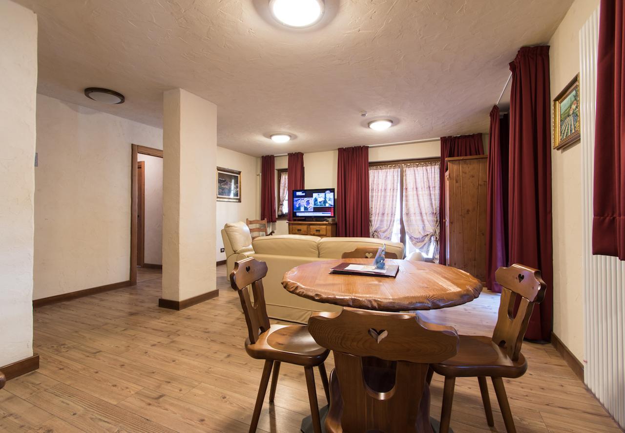 Limone Palace Aparthotel Limone Piemonte Bagian luar foto
