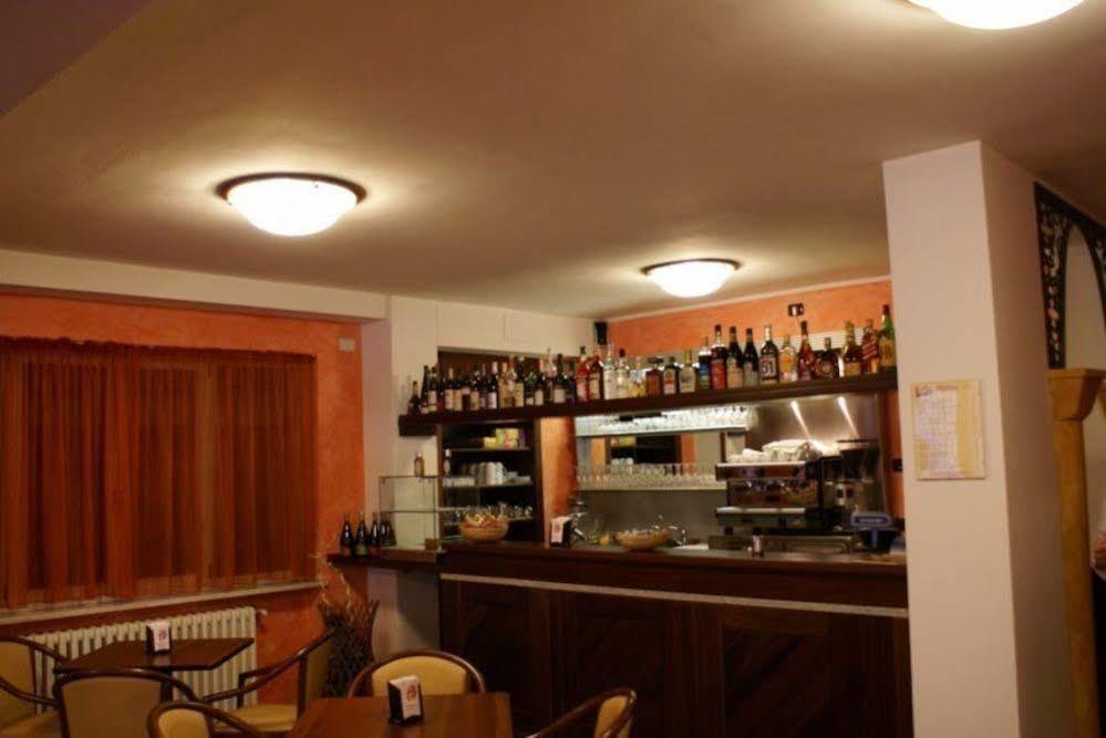 Limone Palace Aparthotel Limone Piemonte Bagian luar foto